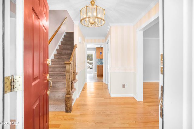 6 Bishops Court, Queensbury, NY 12804