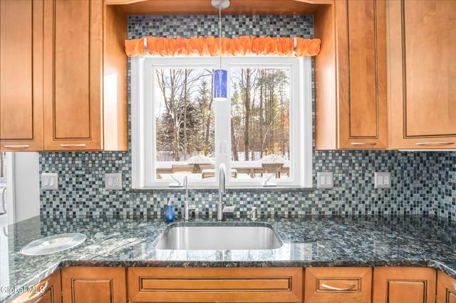 6 Bishops Court, Queensbury, NY 12804