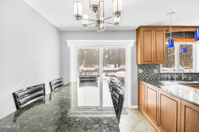 6 Bishops Court, Queensbury, NY 12804