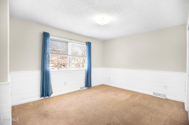 6 Bishops Court, Queensbury, NY 12804