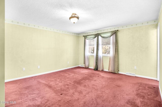 6 Bishops Court, Queensbury, NY 12804