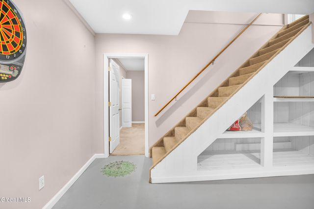 6 Bishops Court, Queensbury, NY 12804