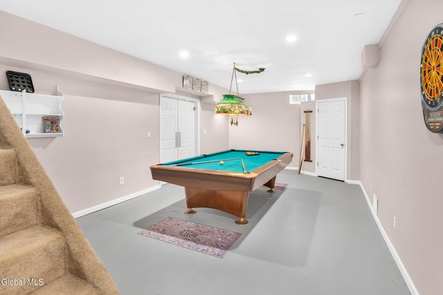 6 Bishops Court, Queensbury, NY 12804