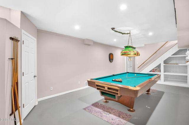 6 Bishops Court, Queensbury, NY 12804