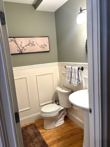 875 E Broadway 1, Boston, MA 02127