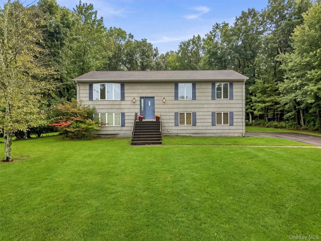 20 Amy Todt Drive, Monroe, NY 10950 — exterior