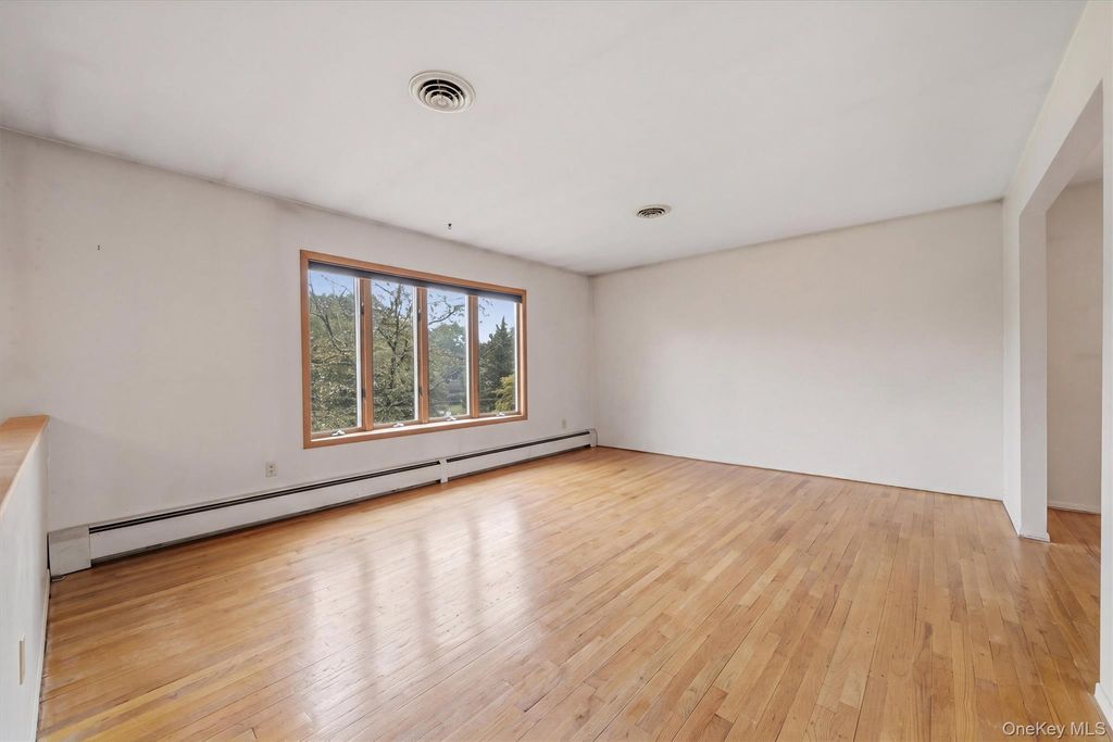 20 Amy Todt Drive, Monroe, NY 10950 — photo 5