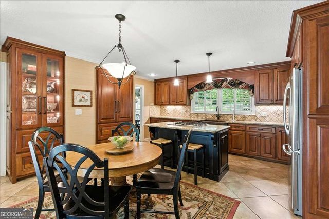 8 Saddle Trail SE, Rome, GA 30161