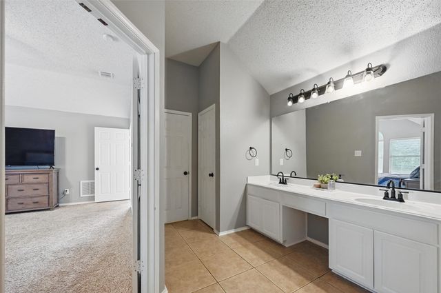 5302 Royal Bay Drive, Rowlett, TX 75089