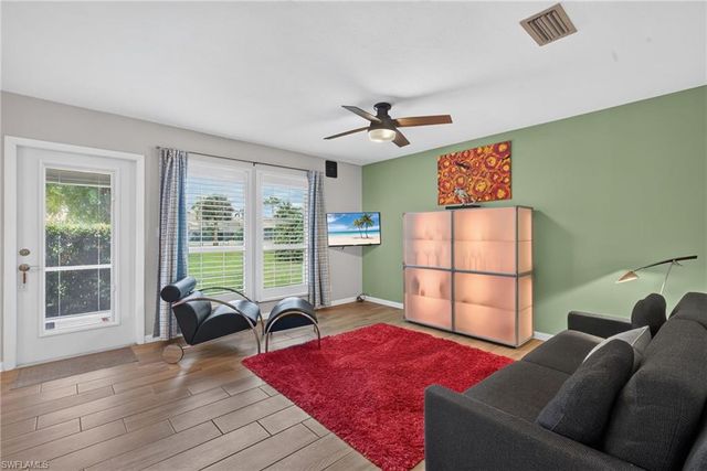 3276 Royal Canadian TRCE 1, Fort Myers, FL 33907