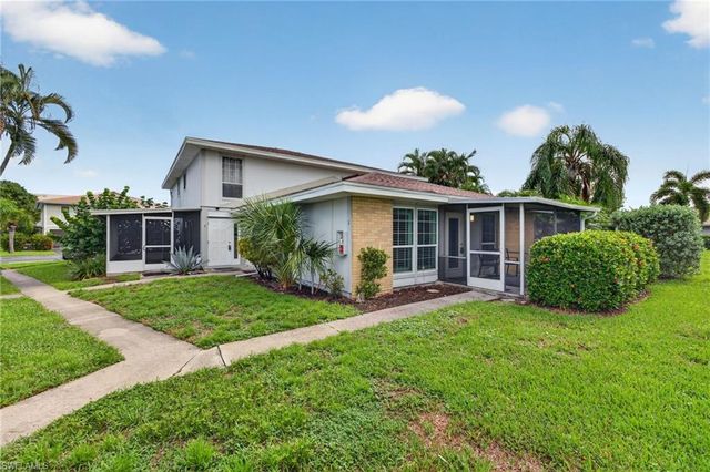 3276 Royal Canadian TRCE 1, Fort Myers, FL 33907