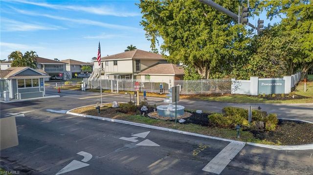 3276 Royal Canadian TRCE 1, Fort Myers, FL 33907