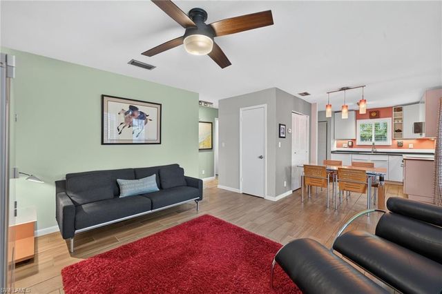 3276 Royal Canadian TRCE 1, Fort Myers, FL 33907