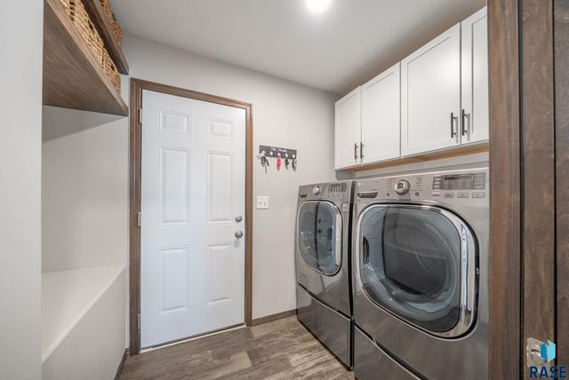 622 Creekside Trl, Harrisburg, SD 57032