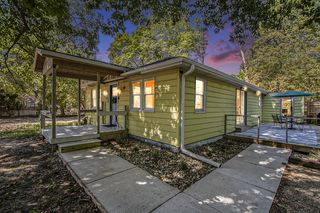 3481 Dearborn Place, Coloma, MI 49038