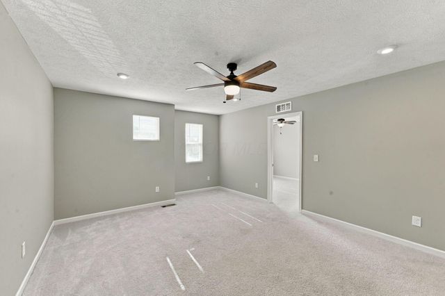 9671 Sagewood Street, Plain City, OH 43064