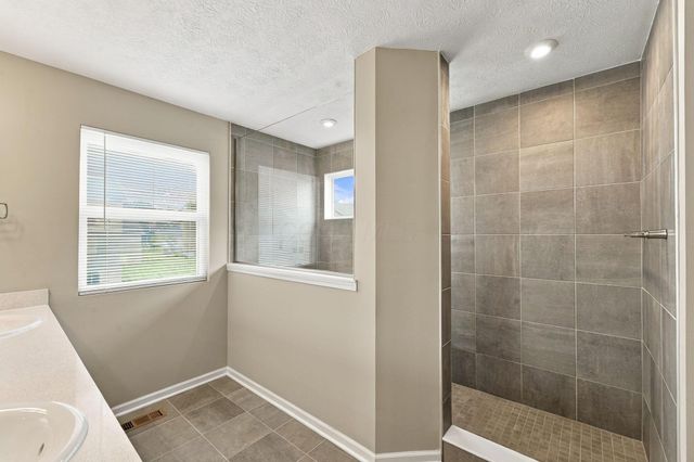 9671 Sagewood Street, Plain City, OH 43064