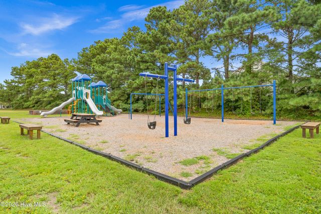 31 Dragonfly Lane, Hampstead, NC 28443