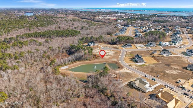 31 Dragonfly Lane, Hampstead, NC 28443