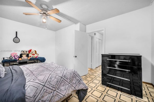 6600 W 2nd Ct 24, Hialeah, FL 33012