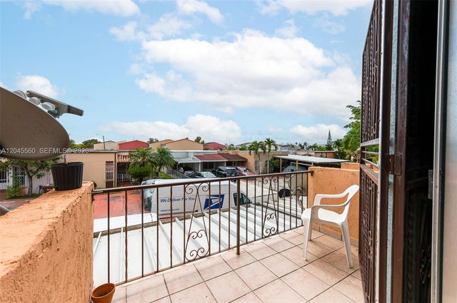 6600 W 2nd Ct 24, Hialeah, FL 33012