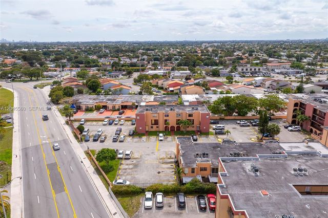 6600 W 2nd Ct 24, Hialeah, FL 33012