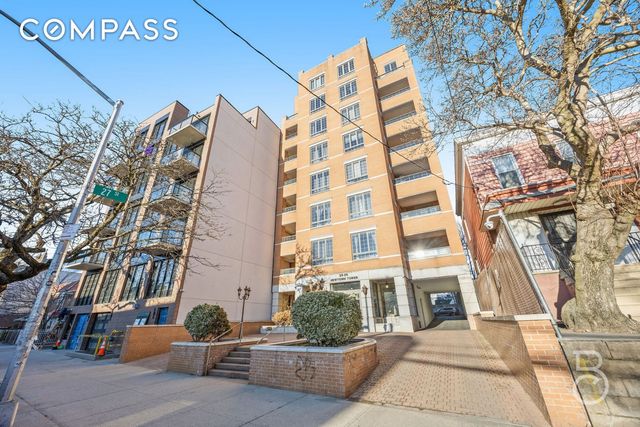 2525 Newtown Ave Apt 4B, New York City, NY 11102