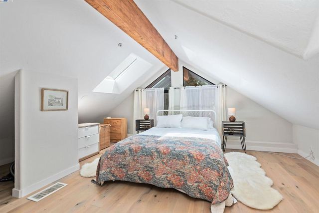 2305 Bear Canyon Rd, Los Gatos, CA 95033