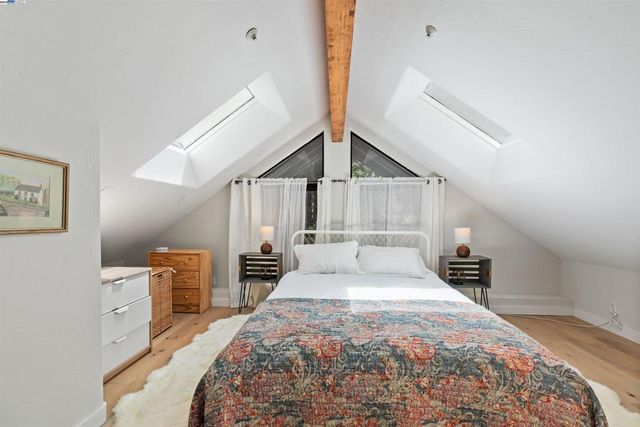 2305 Bear Canyon Rd, Los Gatos, CA 95033