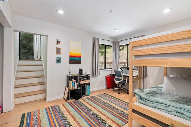 2305 Bear Canyon Rd, Los Gatos, CA 95033