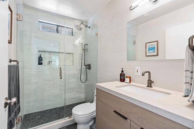 2305 Bear Canyon Rd, Los Gatos, CA 95033