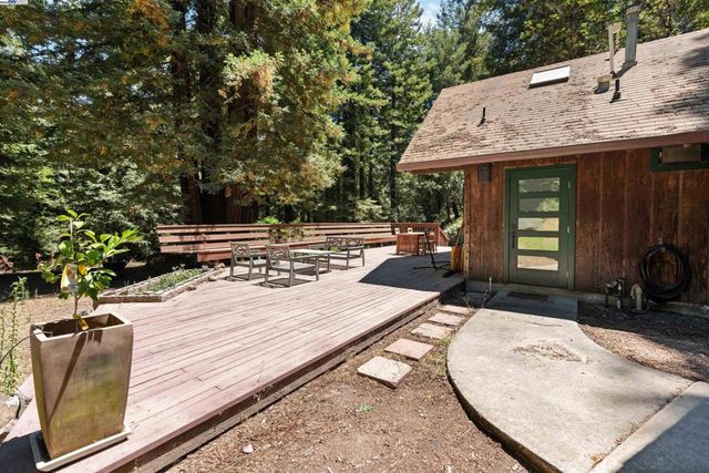 2305 Bear Canyon Rd, Los Gatos, CA 95033