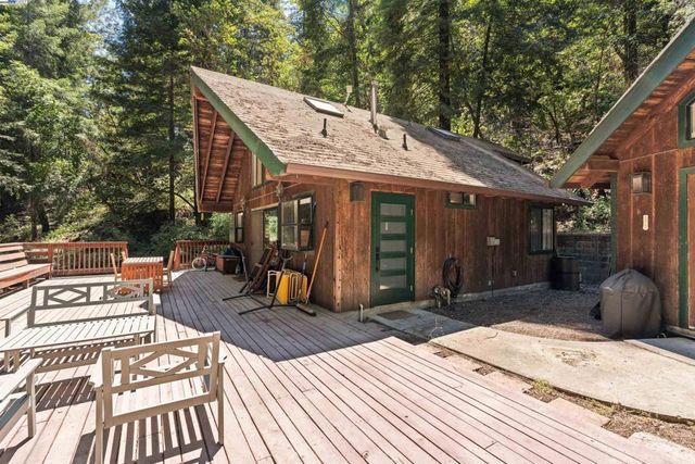 2305 Bear Canyon Rd, Los Gatos, CA 95033