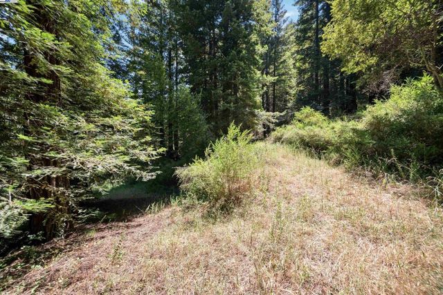 2305 Bear Canyon Rd, Los Gatos, CA 95033