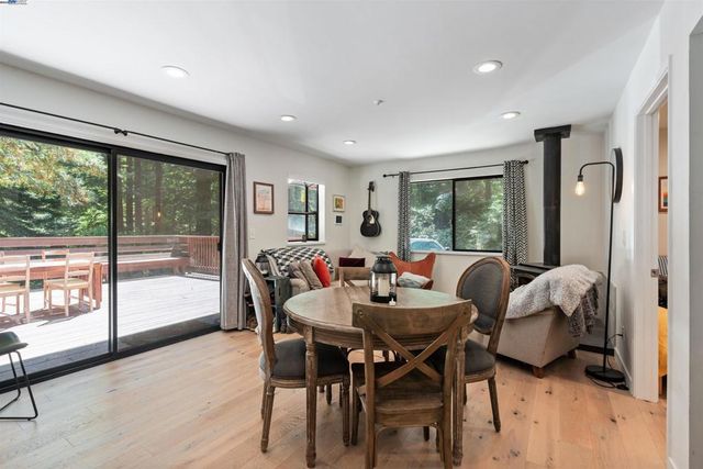 2305 Bear Canyon Rd, Los Gatos, CA 95033