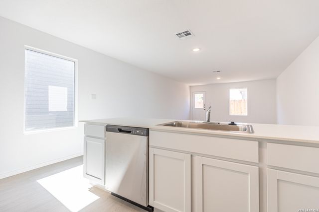 2922 carnelian, San Antonio, TX 78264