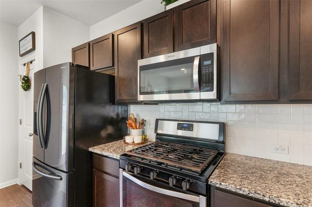 925 Stampede RD, San Marcos, TX 78666