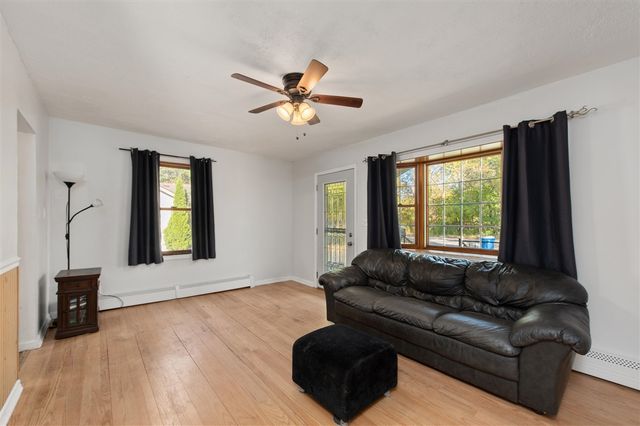 85 Doremus Avenue, Waterford, MI 48328