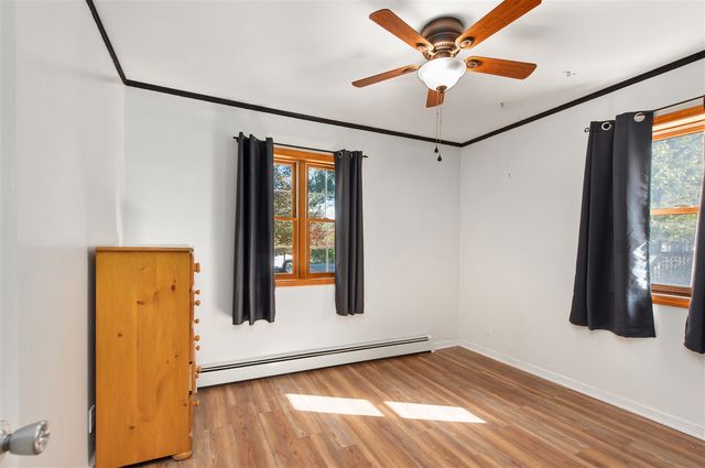 85 Doremus Avenue, Waterford, MI 48328