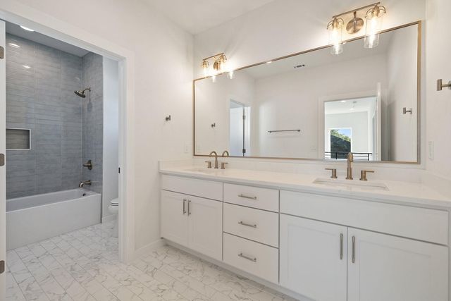 11009 Fourth ST, Jonestown, TX 78645