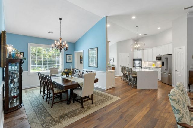 1425 Oakhurst, Mount Pleasant, SC 29466