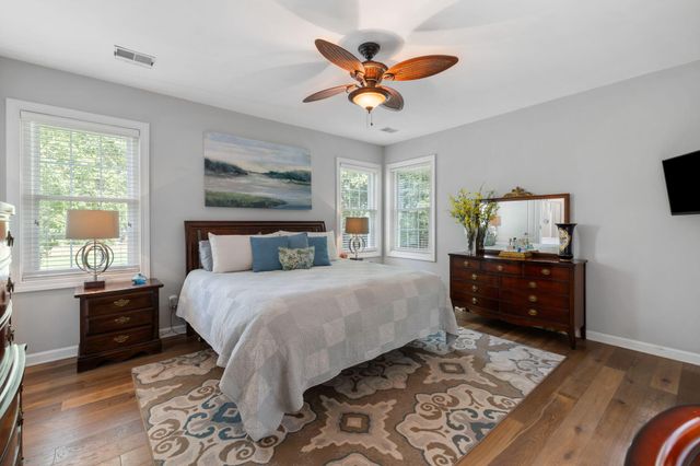 1425 Oakhurst, Mount Pleasant, SC 29466