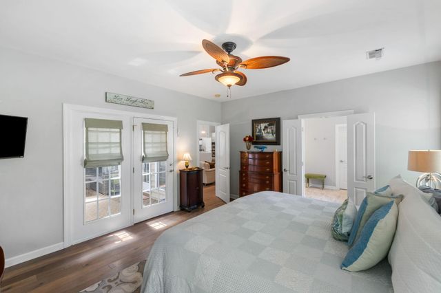 1425 Oakhurst, Mount Pleasant, SC 29466