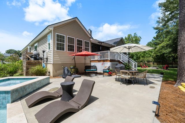 1425 Oakhurst, Mount Pleasant, SC 29466