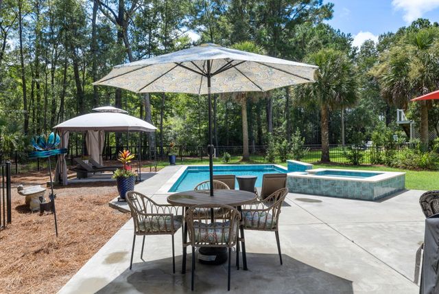 1425 Oakhurst, Mount Pleasant, SC 29466