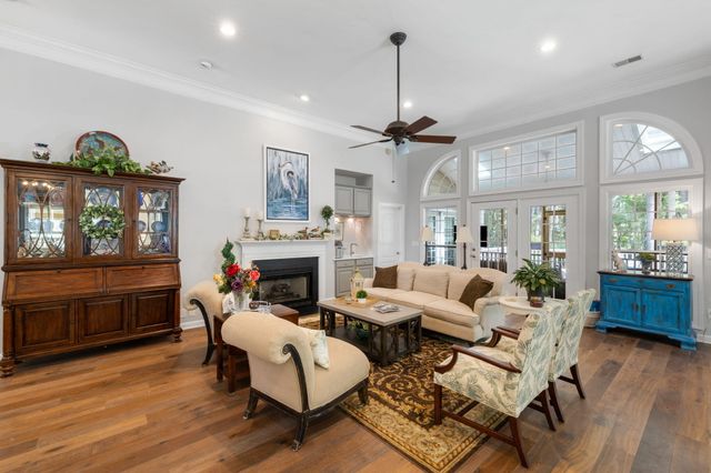 1425 Oakhurst, Mount Pleasant, SC 29466