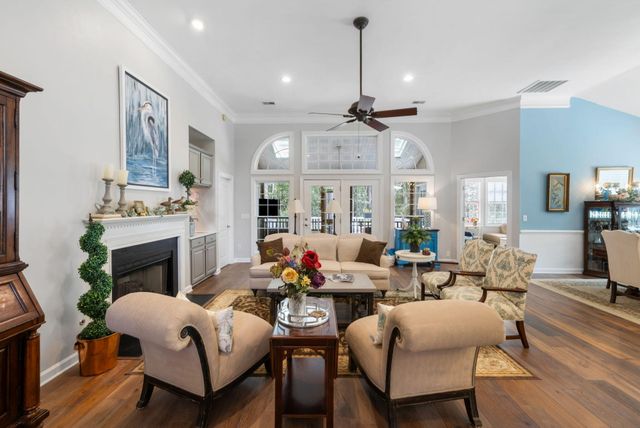 1425 Oakhurst, Mount Pleasant, SC 29466