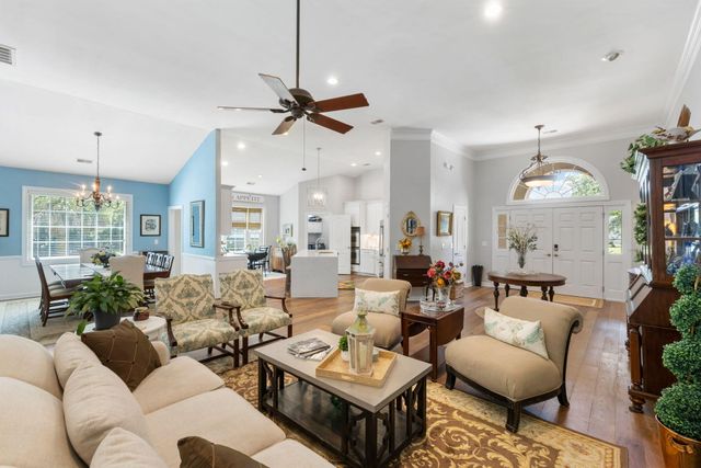 1425 Oakhurst, Mount Pleasant, SC 29466