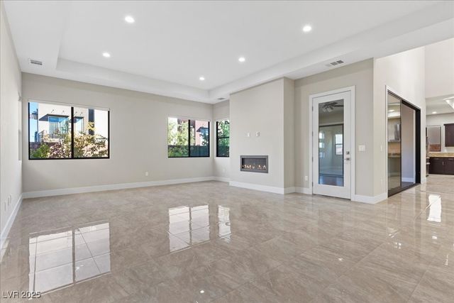 88 Pristine Glen Street, Las Vegas, NV 89135