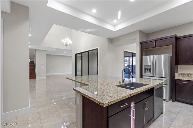 88 Pristine Glen Street, Las Vegas, NV 89135